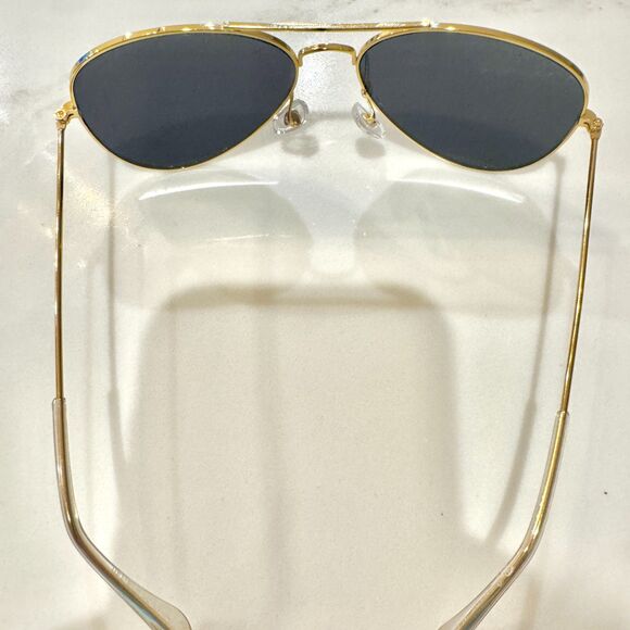 Ray-Ban Classic Aviator Gold Frame Sunglasses - New with Case - Picture 6 of 8